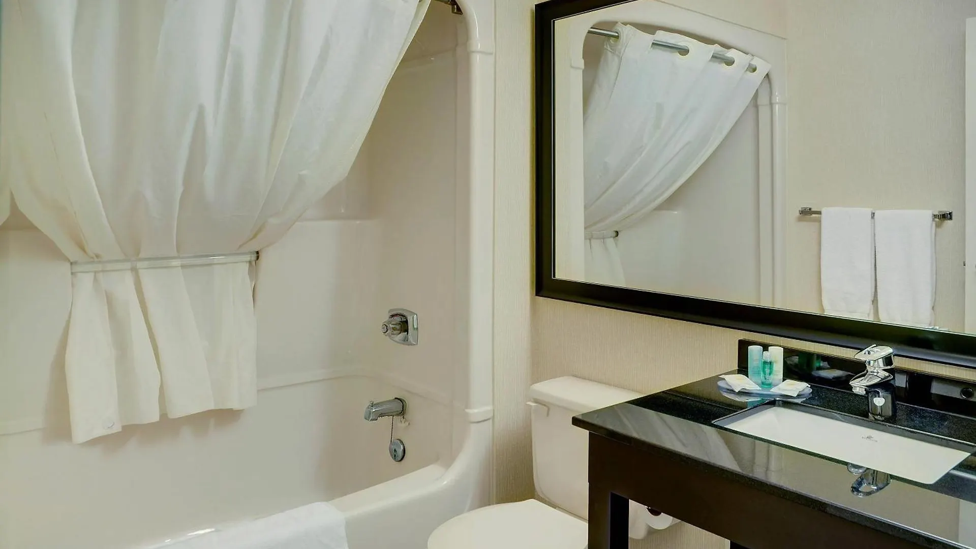Comfort Inn West Edmonton